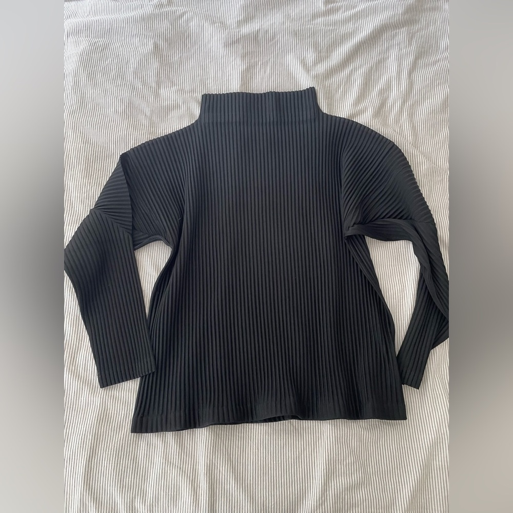 Homme Plissé Issey Miyake Black Pleated shirt